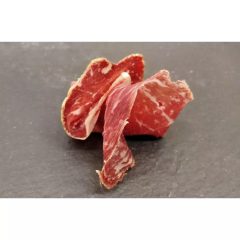 Bresaola szeletelve